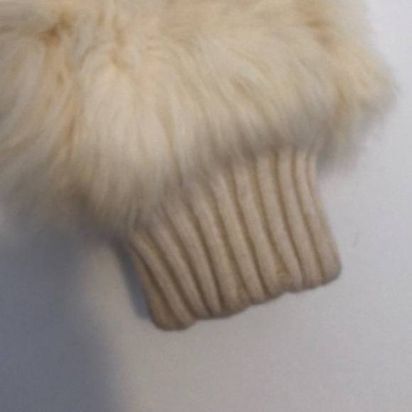 Vintage real fur cream bomber coat - Picture 6 of 10